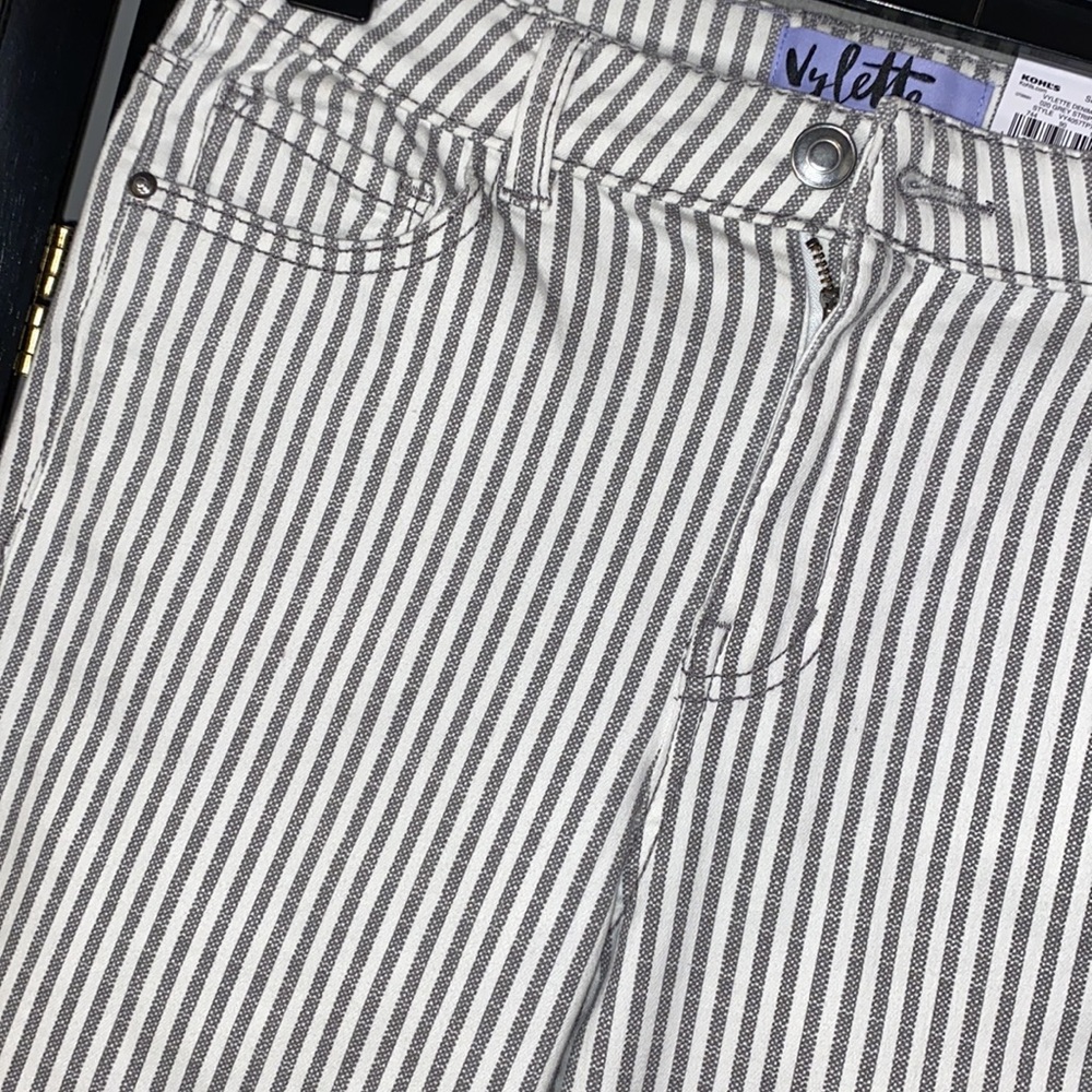 Vylette grey striped denim jeans size 9/29 NWT!! - Picture 2 of 10